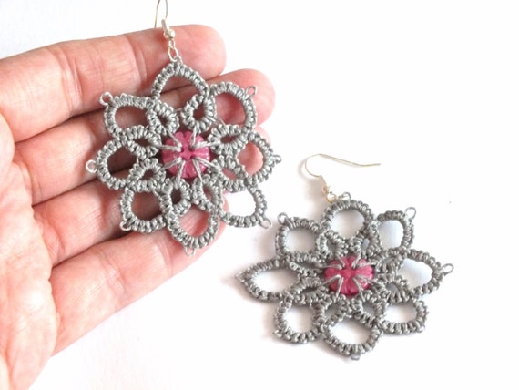 Pendientes Flor Frivolité Gris con Botón Rosa Pendientes - Etsy