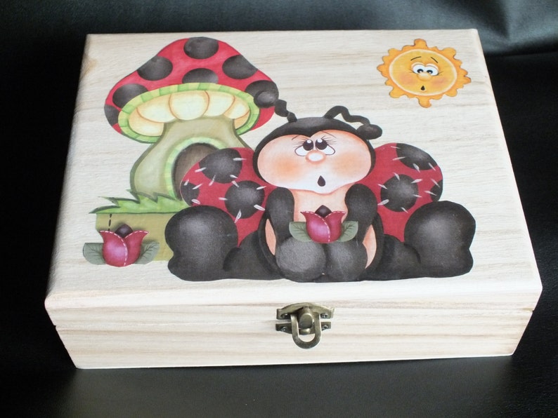 Decoupage wooden box Ladybug Keepsake box Jewelry wooden box Lady bug wooden box Ladybird trinket box Wooden treasury box with ladybug. image 1