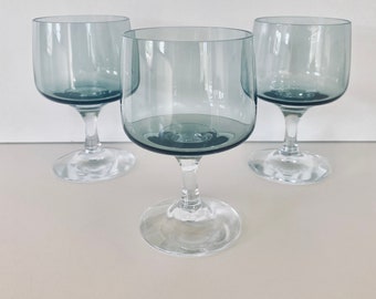 Atlantic Holmegaard white wine glasses were designed by Per Lütken in 1962 and in production from 1962-75