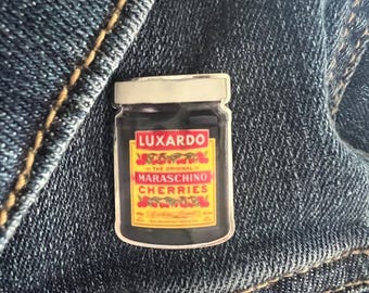 Pin de tarro de cerezas Luxardo, bonito pin de cereza, cereza marrasquino, regalos para ella, regalos para él, Luxardo marrasquino, pin de cereza, coleccionable