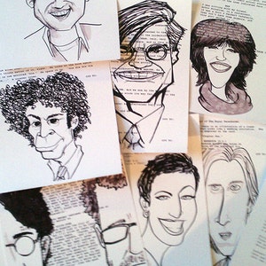Puede incluir: Una colecci&oacute;n de dibujos de caricatura en blanco y negro de caras de personas en papel blanco con texto impreso en el fondo.
