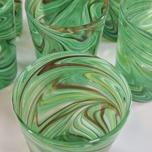 Retired ANTHROPOLOGIE Artisan 7 PC Green Swirl Hand Blown Glasses #1199077 New image 11