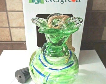 Evergreen Green  Art Glass HUMMINGBIRD FEEDER  6"