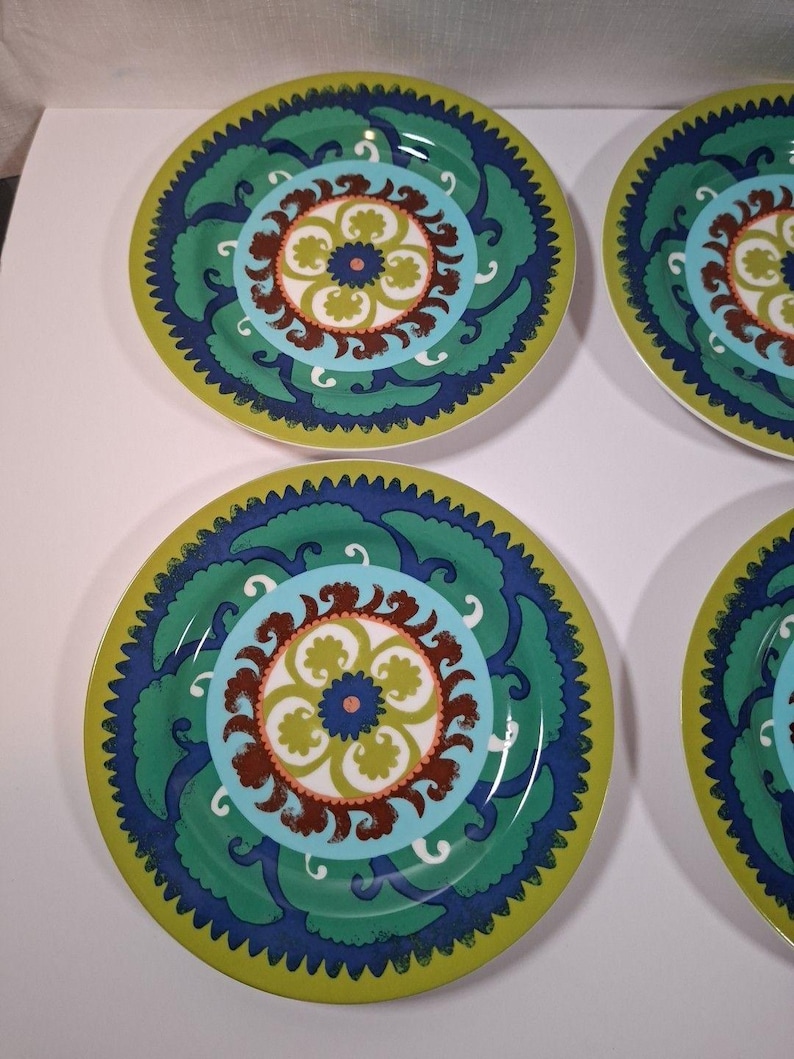 ANTHROPOLOGIE Folk Art Green Blue Artisan Designed Plate 8" #15586962 Qty 4 Ret bild 2