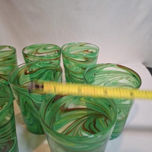 Retired ANTHROPOLOGIE Artisan 7 PC Green Swirl Hand Blown Glasses #1199077 New image 8