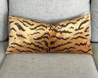 READY TO SHIP---One 14x29 Scalamandre Tigre Silk Pillow with insert