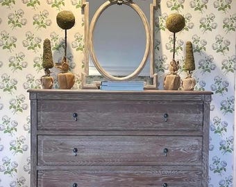 Bowood Wallpaper by Cowtan and Tout by the double roll green/grey; pink/grey; blue/grey; silver/leaf or pink/leaf