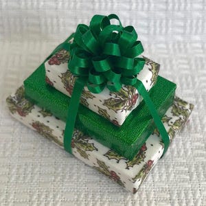 Tripple Stack Holly in Green