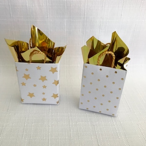 White n Gold Miniature Gift Bag