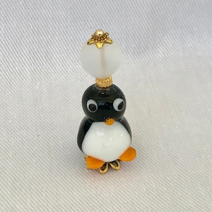 Peter Penguin Hurricane Lamp