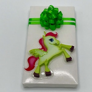 Unicorn w Green Bow