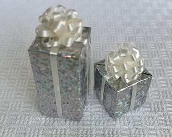 Tall or Short Holographic / White Bow