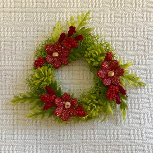 Red Wreath