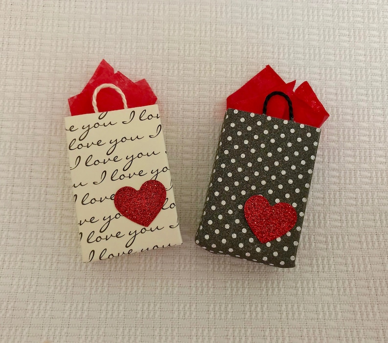 Red Glitter Heart Miniature Gift Bag image 1