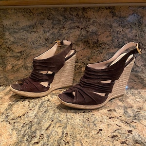 Prada sandals, brown suede leather, 38