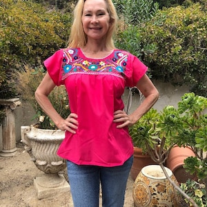 Embroidered blouse, Mexican blouse, Small,Puebla blouse,S,BoHo, blouse, top,Oaxaca,purple,pink,Summer blouse,Indian, Hupil,huipel