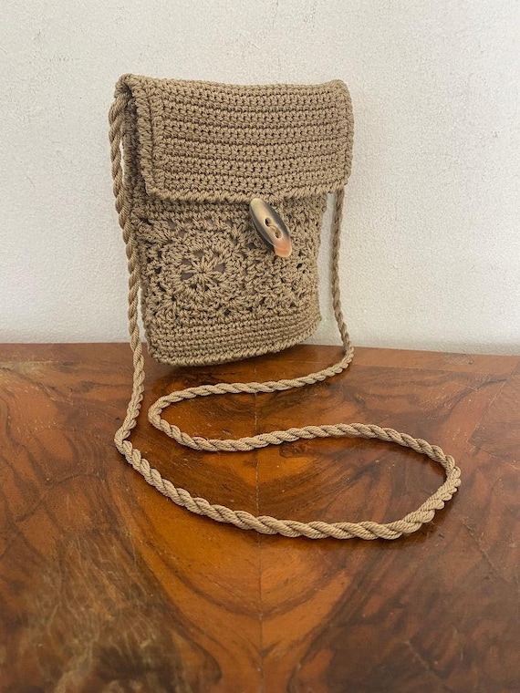 Small tan Knit purse, Purses bags, Knit Shoulder B