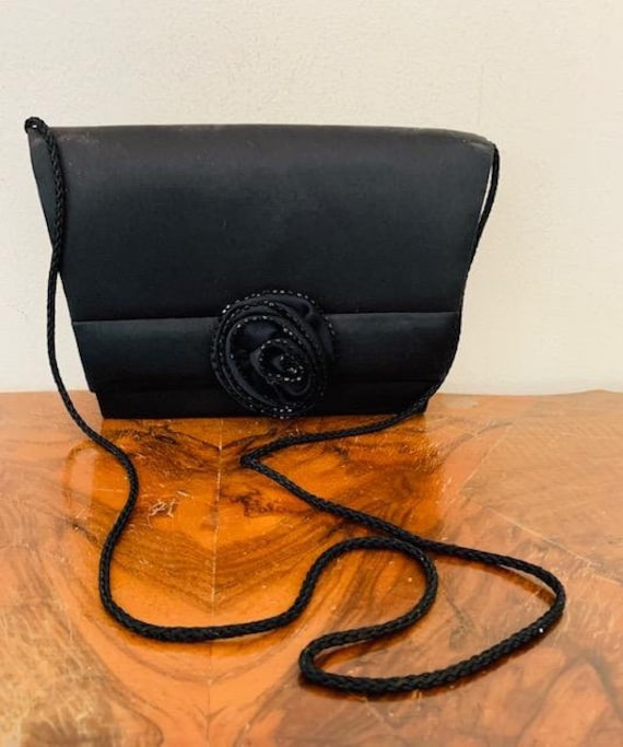 La sales regale purse