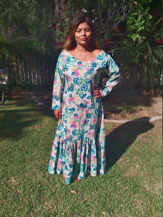 Maxi dress,hippie dress,1970s,70s,floral,pastel,d… - image 2