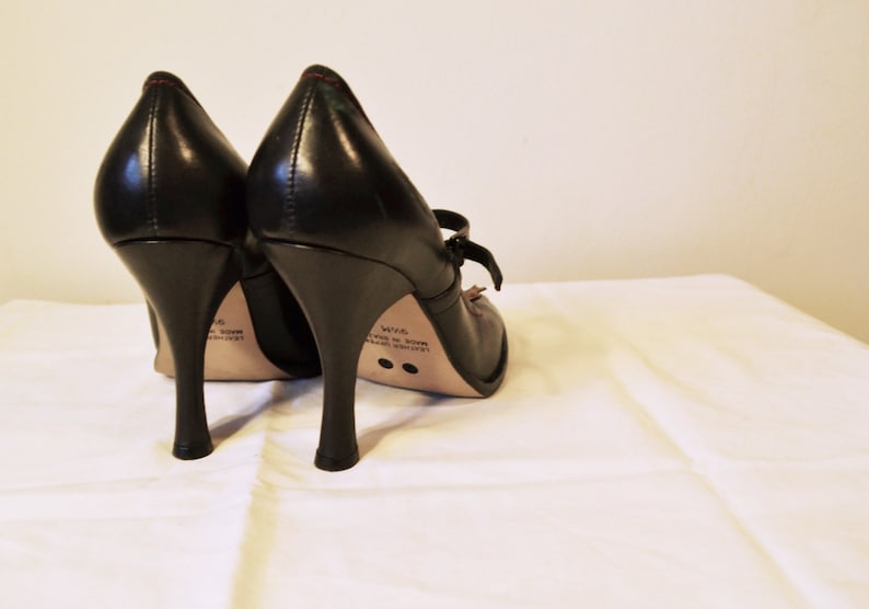 smelly high heels for sale