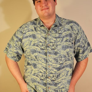 Royal Robbins ,Blue Hawaiian Shirt, Green, Leaves, Button Up, Men&#39;s, XL ,XLarge