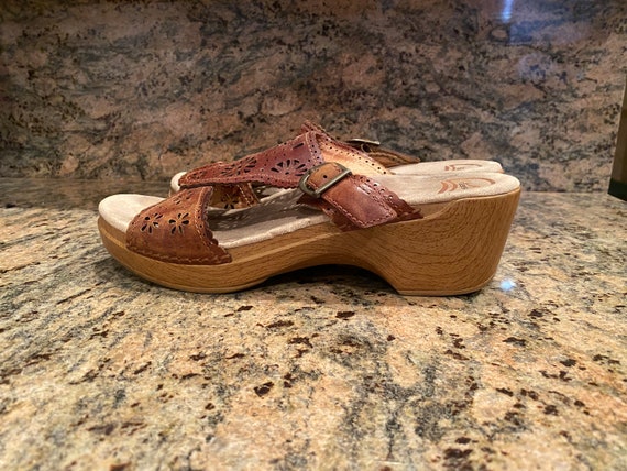 Dansko Sandals, brown leather clogs, brown leathe… - image 4