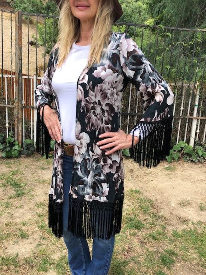 Forever 21,Black Mauve,Gray Cardigan top Long flowered Long sleeve top Medium fringed
