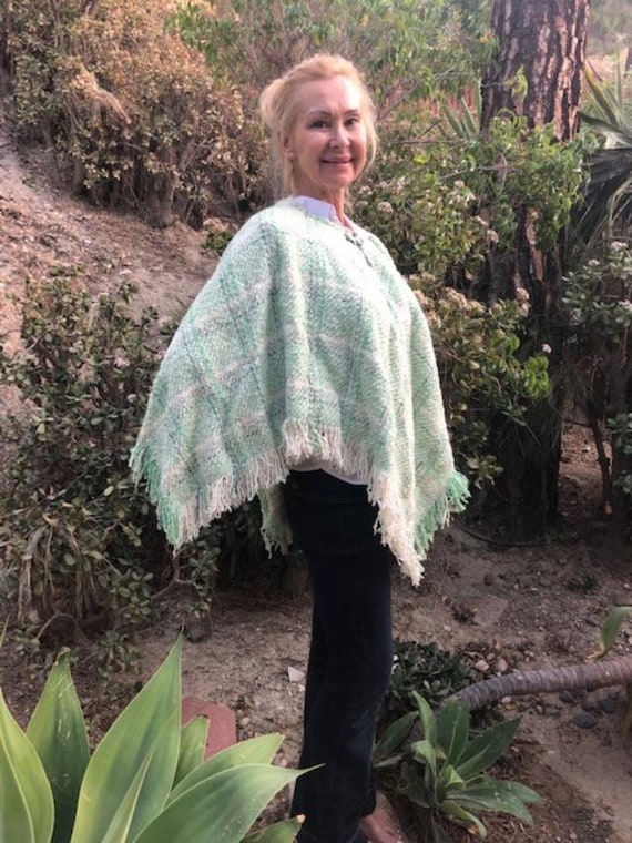 Poncho top, Boyne Valley Weavers, soft Wool blend… - image 3