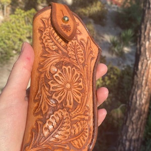 RJ Williams, Rio Leatherworks, Small Tooled Leather Holster, Vintage , Leaf&#39;s, Flowers