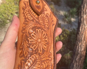 RJ Williams, Rio Leatherworks, Small Tooled Leather Holster, Vintage , Leaf's, Flowers