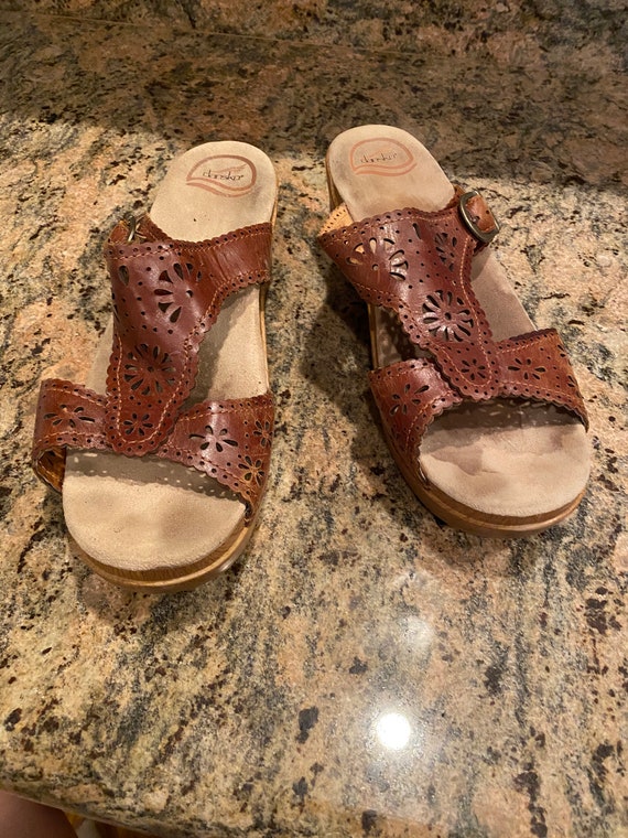 Dansko Sandals, brown leather clogs, brown leathe… - image 2