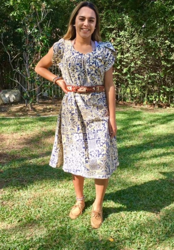 Hawaiian Dress, Muumuu Dress, Large, Tan, Blue