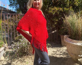 Poncho Top, Pailletten, Knit Poncho, rot, roter Poncho, Weicher, Fransenponcho