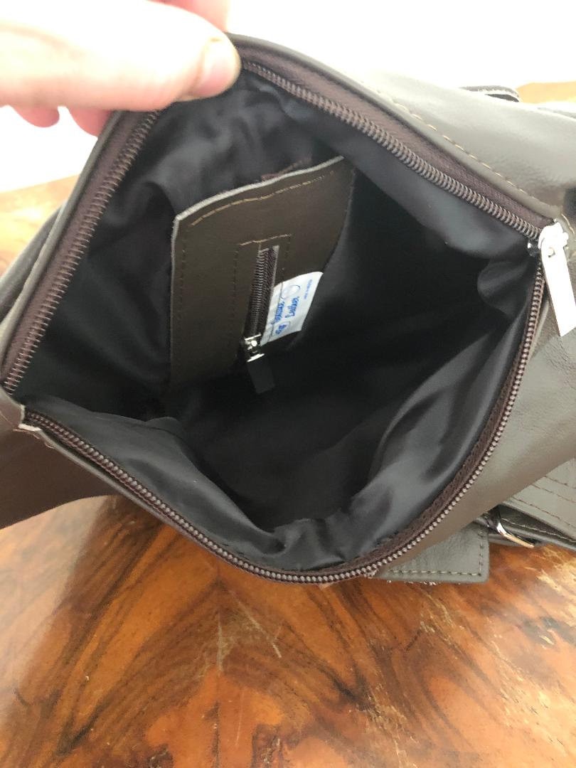 ブラックレザースリングバッグ、レザースリング、バッグ、財布