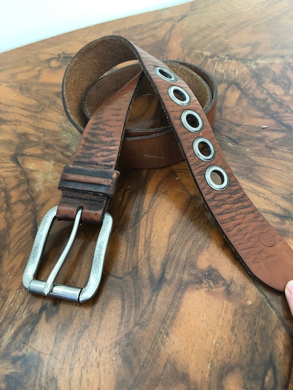 Gromit Belt, Brown Leather Belt With Pewter Tone Buckle, 40  display picture 1