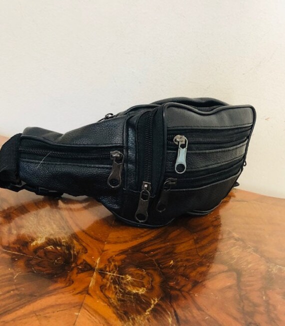 Black leather fanny pack - image 3