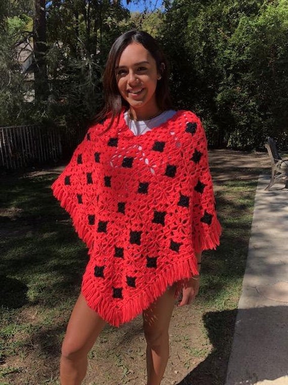 Poncho top,Hippie poncho,Knit,crochet, Fringed, Pink,… Gem