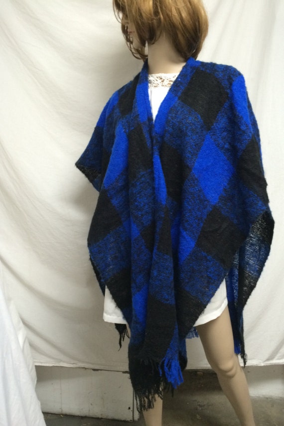 Blue plaid shawl,Enty Japa, blue ,black, plaid, sh