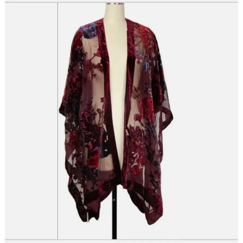 Kimono en velours bordeaux avec broche colibri en cristal vintage, bleu sarcelle, orange, kimono en velours, kimono dévoré, peignoir en velours, dévoré, semi-transparent