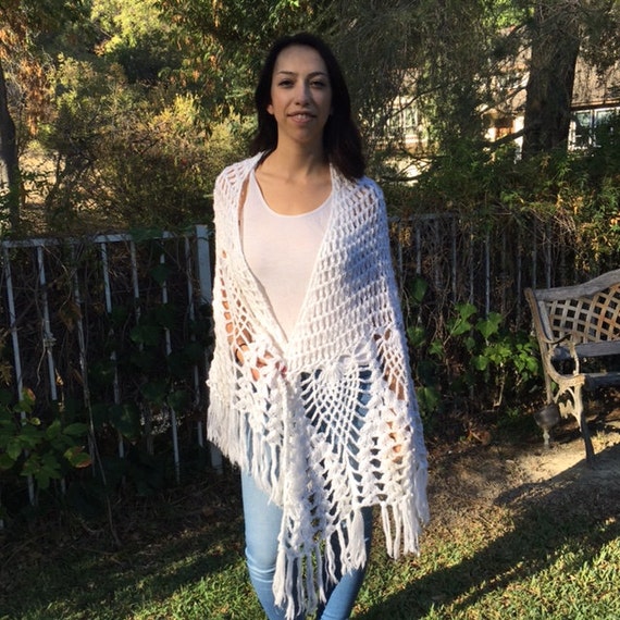 Knit shawl, white, knit, shawl, Fringed wrap - image 2