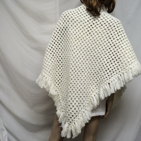 Knit shawl,white, knit wrap, shawl ,fringed - image 2