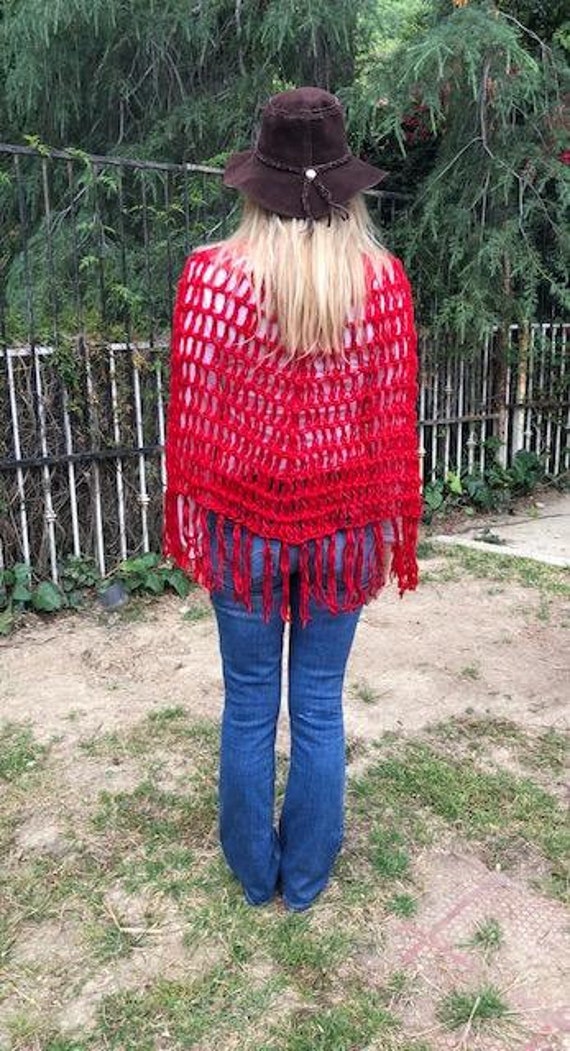 Poncho top,Knit Poncho,red,red poncho, Soft, Frin… - image 3
