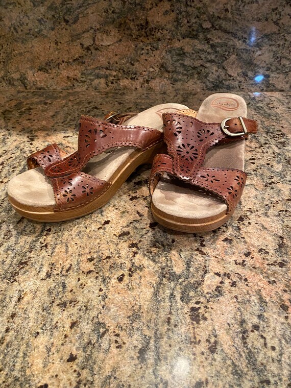 Dansko Sandals, brown leather clogs, brown leathe… - image 7