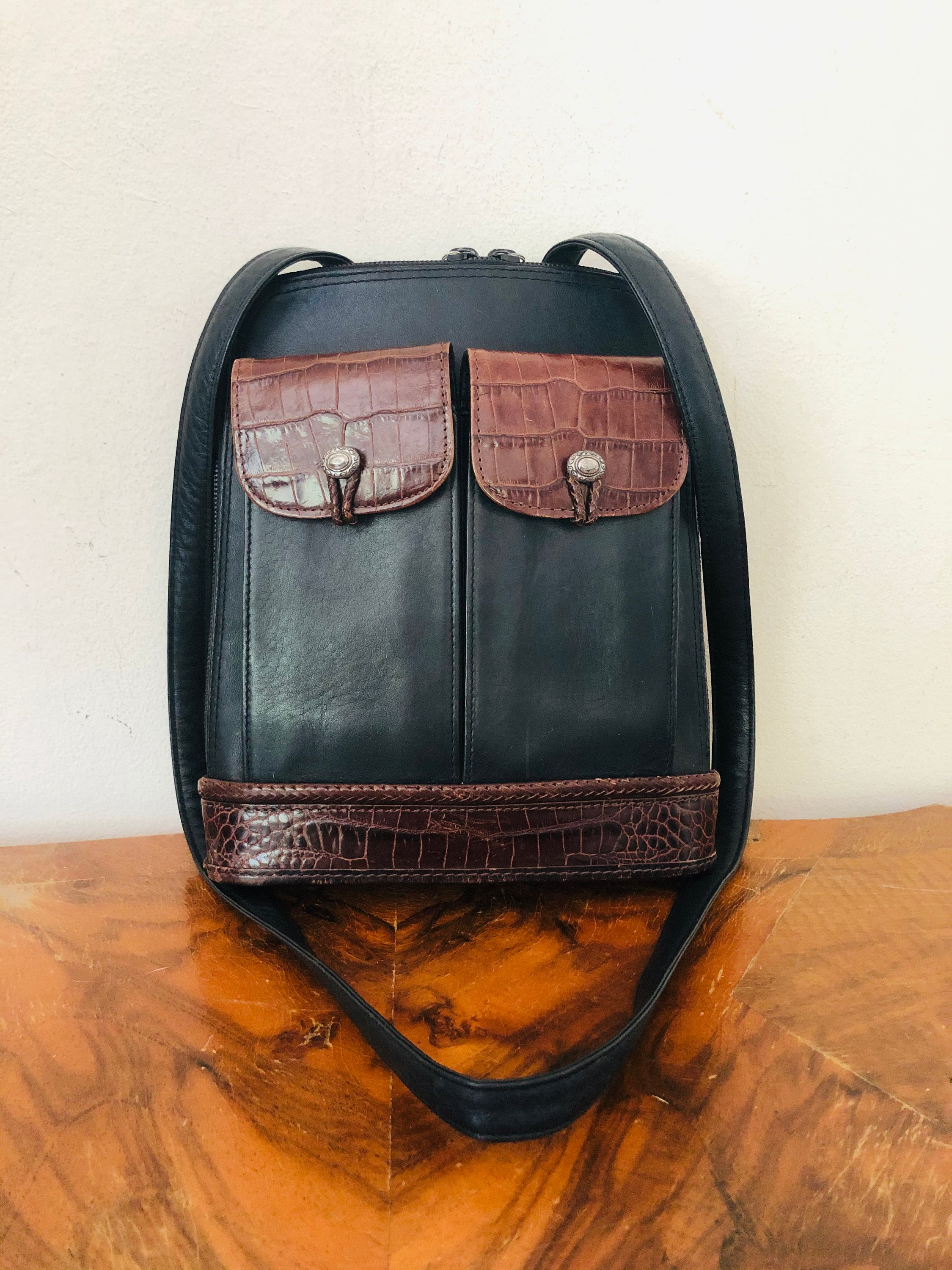 BRIGHTON BLACK SUPPLE PEBBLE GRAIN LEATHER RUSTY SHOULDER BAG BACKPACK Brighton Laced Leather Black Chocolate Shoulder Purse Bag  main image 4