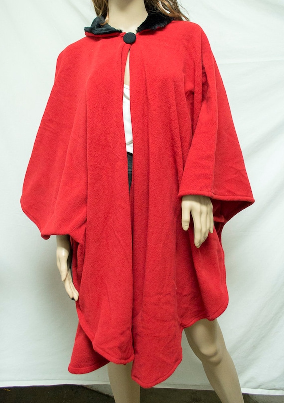 Poncho top, Large Red Poncho Black Collar,red,blac