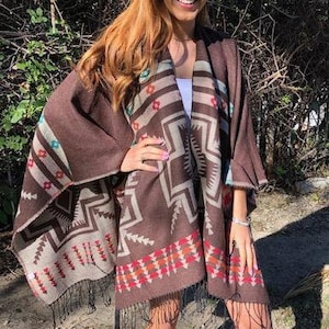 Wrap, Poncho top, Boho Wrap, châle, Tan, marron, bleu, rouge, croix, doux