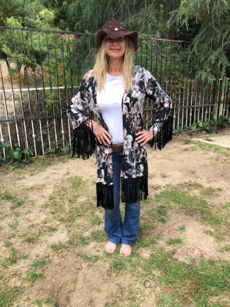 Forever 21,Black Mauve,Gray Cardigan top Long flowered Long sleeve top Medium fringed