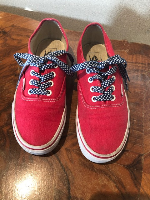 Red and black off the wall vans clearance