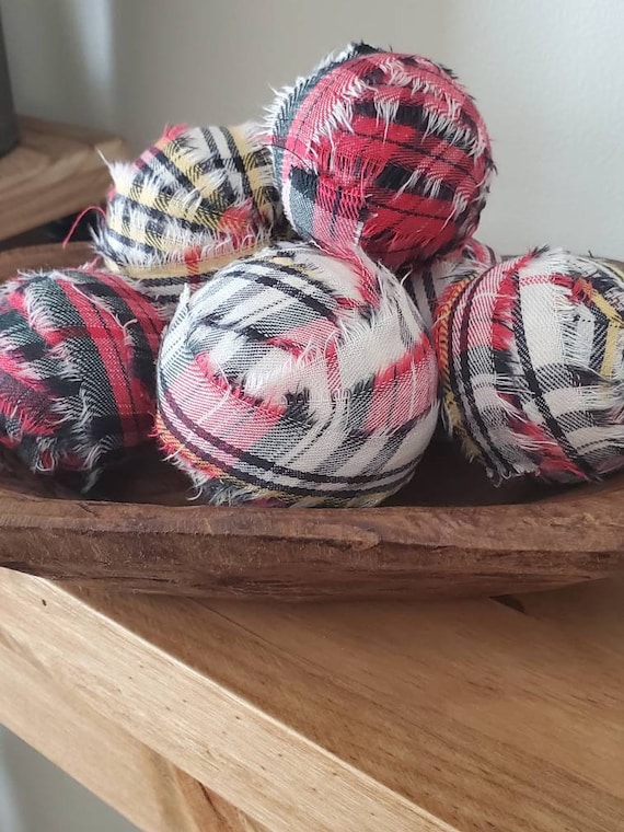 Bolas de trapo estilo granja: Rellenos rústicos para cuencos y jarrones,  juego de