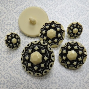 1 Dozen(1 package) Vintage Black and Cream "Aztec Design" Nylon Shank Buttons -C3309 available in several sizes
